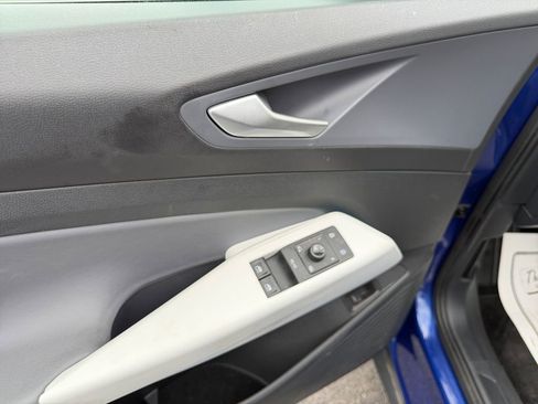 Used 2021 Volkswagen ID.4 1st Edition image 11