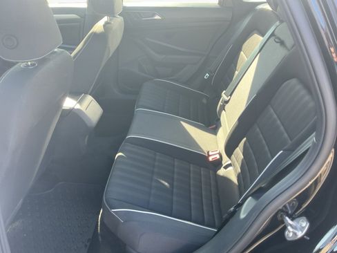 Used 2024 Volkswagen Jetta Sport image 16