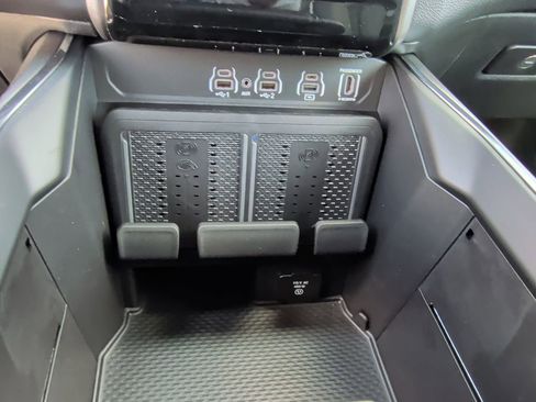 New 2026 RAM 1500 Laramie image 36