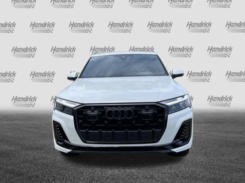 Used 2025 Audi Q7 3.0T Premium Plus AWD/4WD image 3