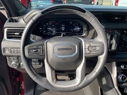 Used 2024 GMC Yukon Denali w/ Advanced Technology Package image 15