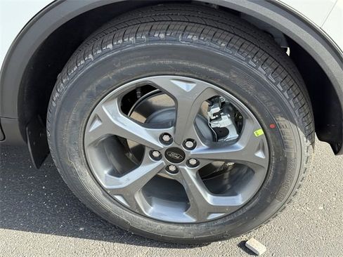 New 2026 Ford Escape ST-Line w/ Tech Pack #1 image 9