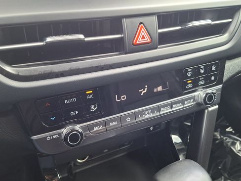 Used 2024 Kia Seltos SX AWD/4WD image 15