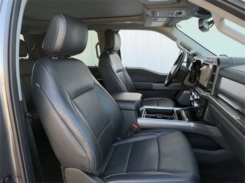 Used 2024 Ford F250 Lariat w/ Lariat Ultimate Package image 32