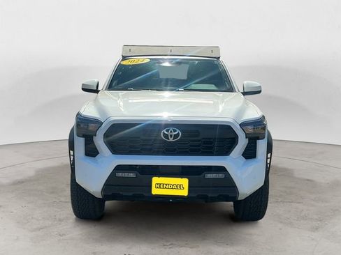 Certified 2024 Toyota Tacoma TRD Off-Road w/ TRD Off Road Upgrade Package AWD/4WD image 8
