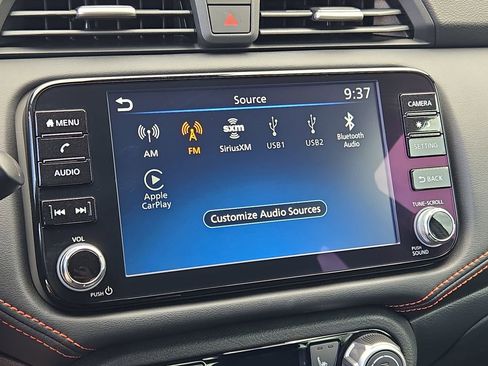Used 2025 Nissan Versa SR w/ Trunk Package FWD image 22