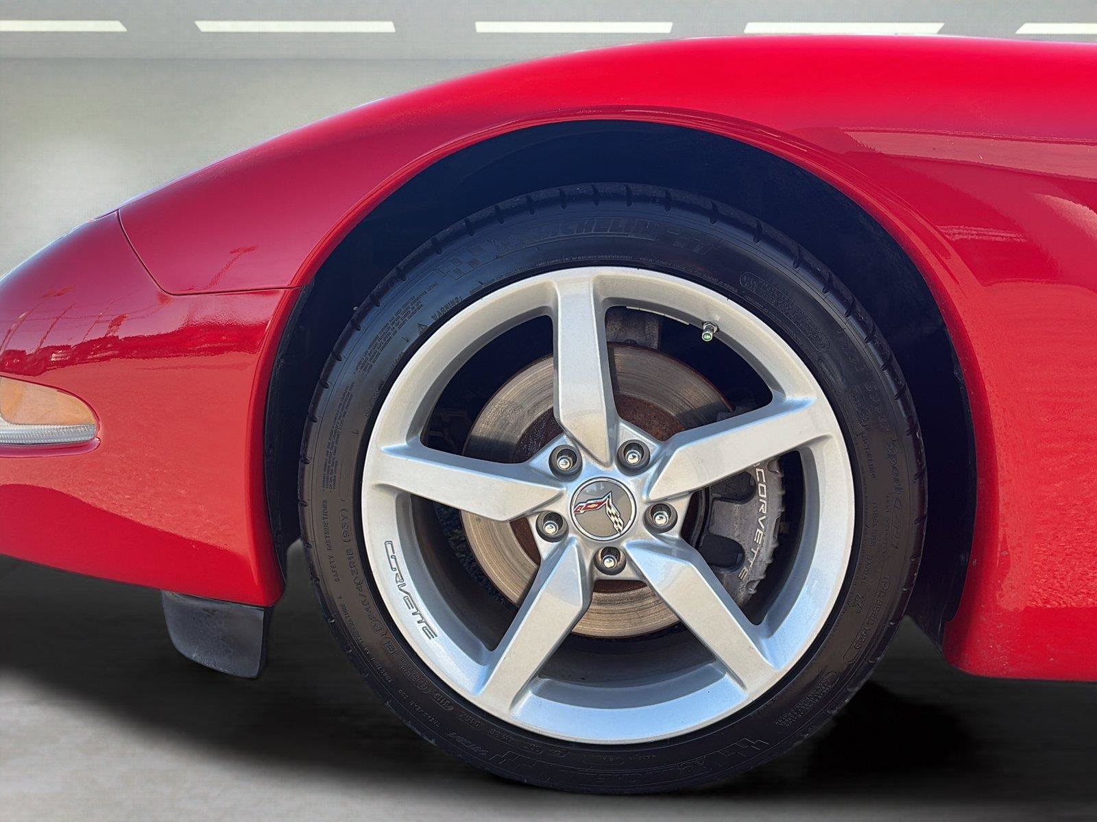 Used 1998 Chevrolet Corvette Convertible w/ Performance Handling Pkg RWD image 46