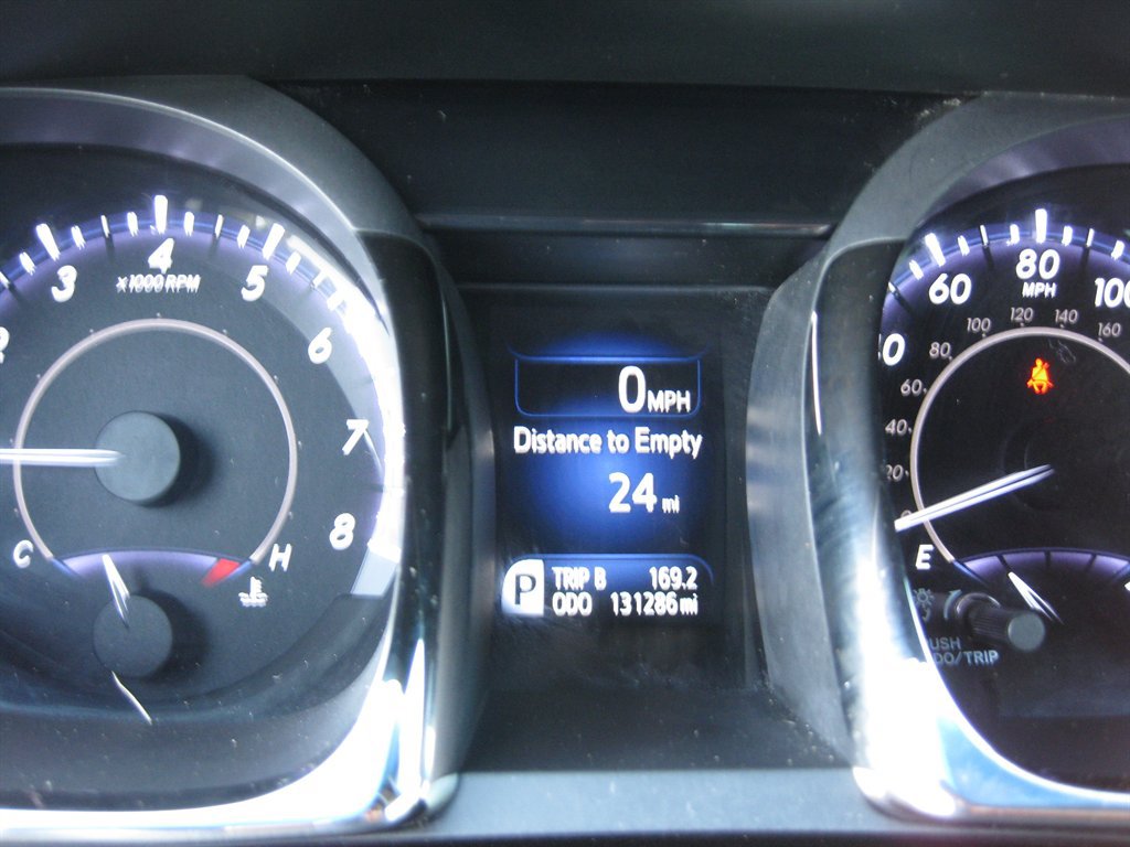 Used 2013 Toyota Avalon Limited FWD image 19