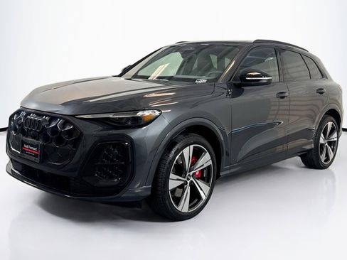 New 2025 Audi SQ5 Premium Plus image 1