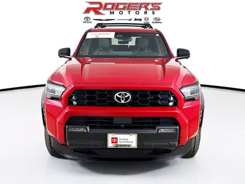 Certified 2025 Toyota 4Runner TRD Off-Road Premium AWD/4WD image 7