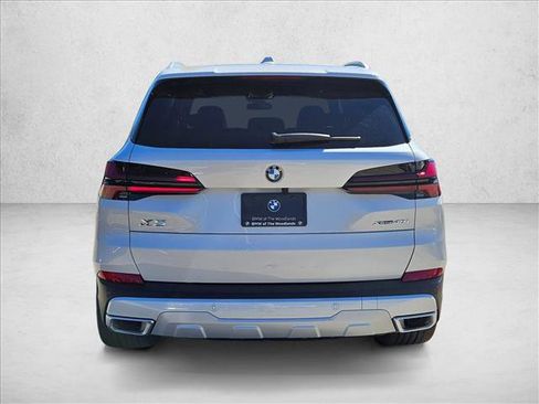New 2026 BMW X5 xDrive40i w/ Climate Comfort Package image 6