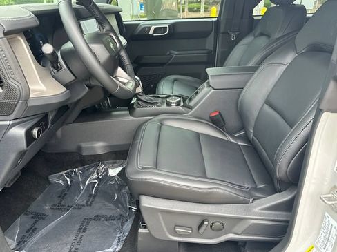 New 2026 Ford Bronco Outer Banks AWD/4WD image 9
