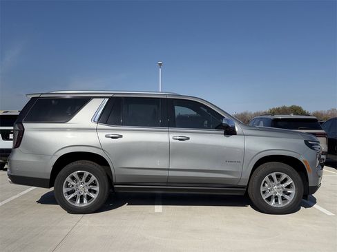 New 2026 Chevrolet Tahoe Premier image 3