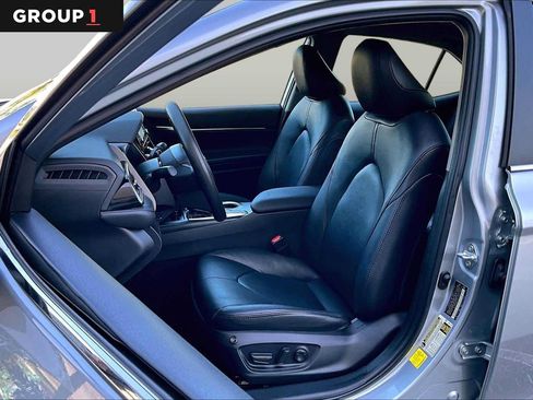 Certified 2023 Toyota Camry LE FWD image 9