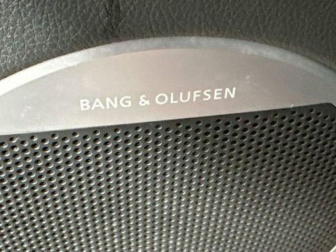 Used 2023 Genesis GV60 Advanced image 20