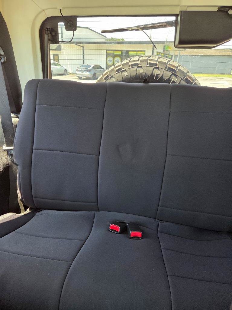 Used 2015 Jeep Wrangler Sport w/ Quick Order Package 24S AWD/4WD image 9