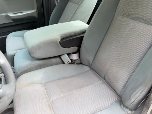 Used 2005 Dodge Dakota ST image 22