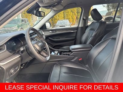 Used 2023 Jeep Grand Cherokee Limited