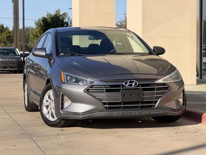 Used 2019 Hyundai Elantra SE w/ Cargo Package
