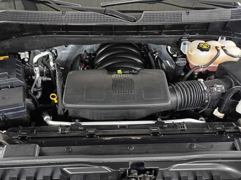 Used 2023 Chevrolet Silverado 1500 LT AWD/4WD image 10