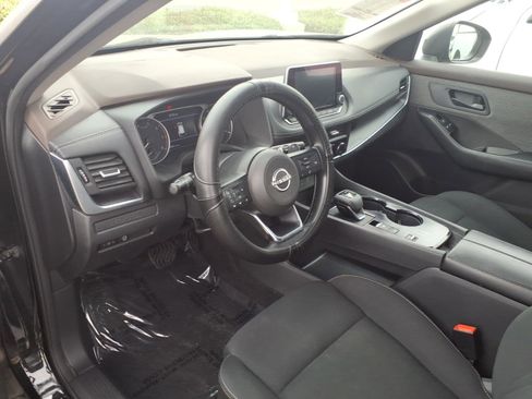 Certified 2023 Nissan Rogue S FWD image 17