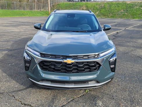 New 2026 Chevrolet Trax LT image 4