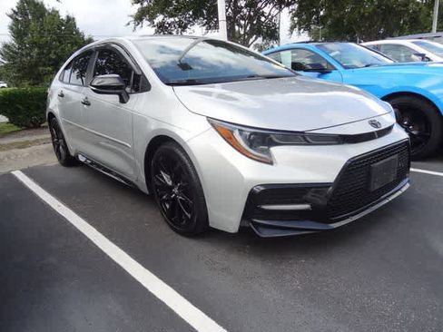 Used 2021 Toyota Corolla SE w/ Carpet Mat Package (TMS) FWD image 3