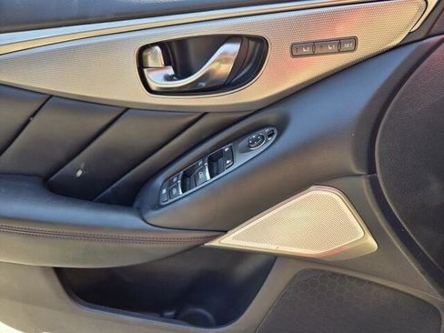 Used 2018 INFINITI Q50 Red Sport 400 w/ Sensory Package (Sport) image 12