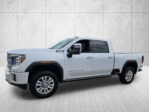 Used 2022 GMC Sierra 2500 Denali w/ Denali Ultimate Package AWD/4WD image 3