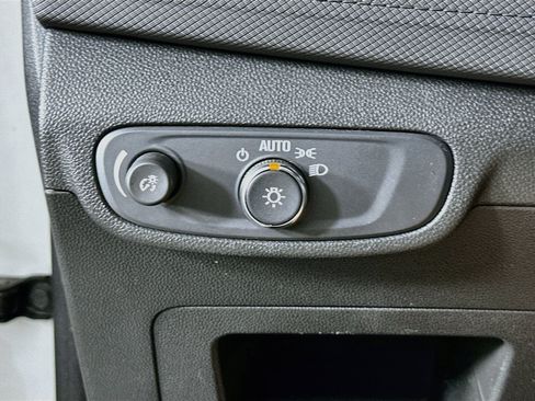 Used 2024 Chevrolet TrailBlazer LT FWD image 16