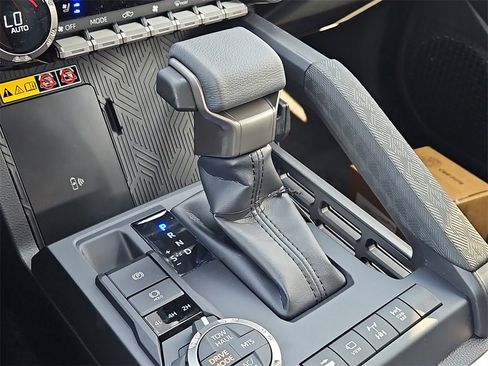 New 2025 Toyota Tacoma Trailhunter image 19