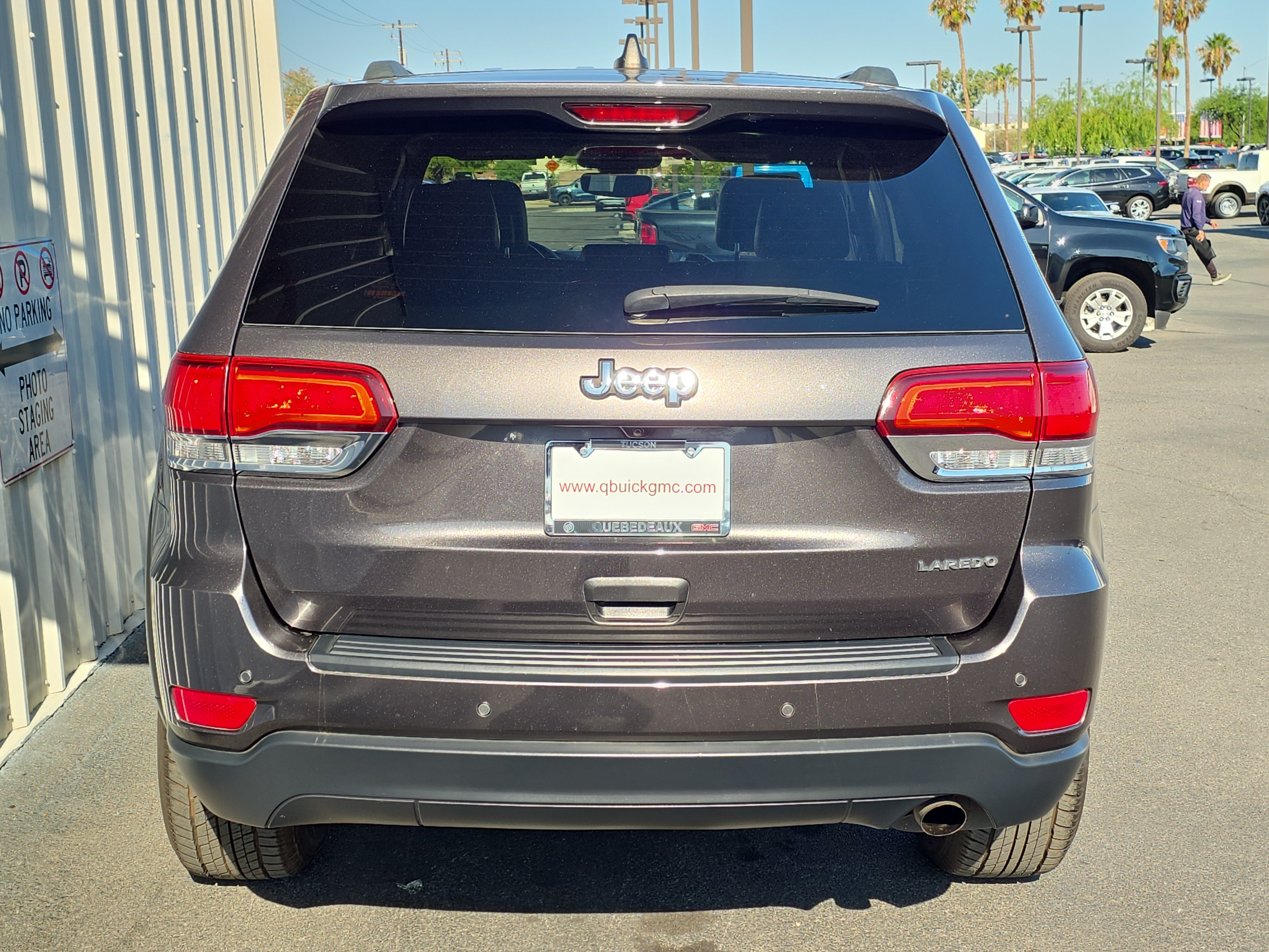 Used 2020 Jeep Grand Cherokee Laredo w/ Laredo X Package RWD image 6