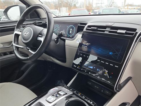 Used 2024 Hyundai Tucson Limited image 8