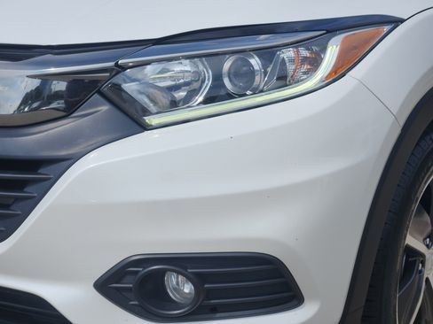 Used 2022 Honda HR-V EX image 9