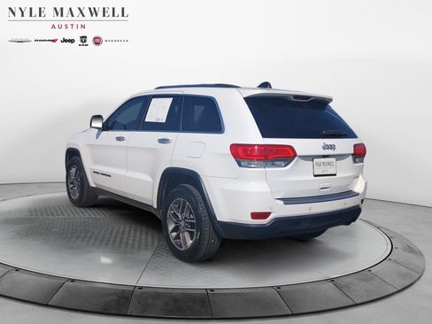 Used 2017 Jeep Grand Cherokee Limited RWD image 14