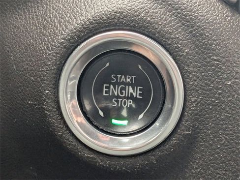 Used 2020 GMC Sierra 2500 Denali w/ Technology Package image 33