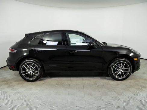 New 2026 Porsche Macan AWD/4WD image 28