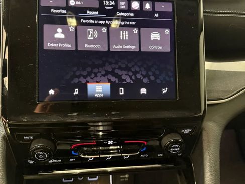 Used 2023 Jeep Grand Cherokee L Laredo w/ Trailer Tow Group (B) AWD/4WD image 21