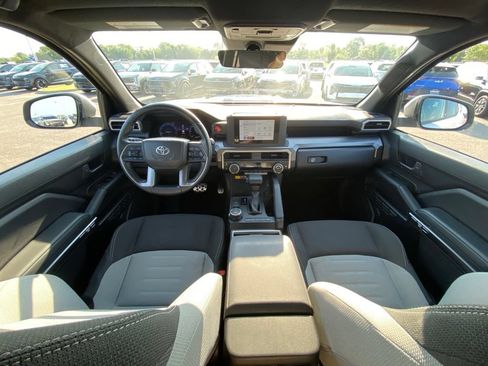 Used 2025 Toyota 4Runner TRD Sport AWD/4WD image 19