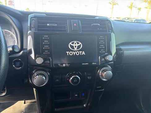 Certified 2024 Toyota 4Runner TRD Off-Road Premium w/ Moonroof Package AWD/4WD image 19