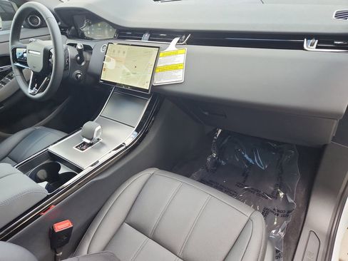 Used 2026 Land Rover Range Rover Evoque S image 27