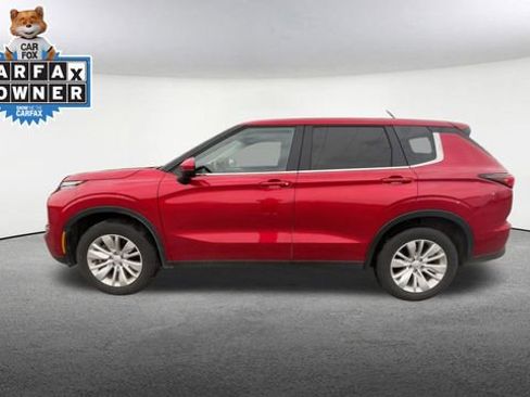 Used 2025 Mitsubishi Outlander ES image 5