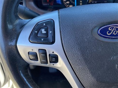 Used 2013 Ford Edge Limited image 32