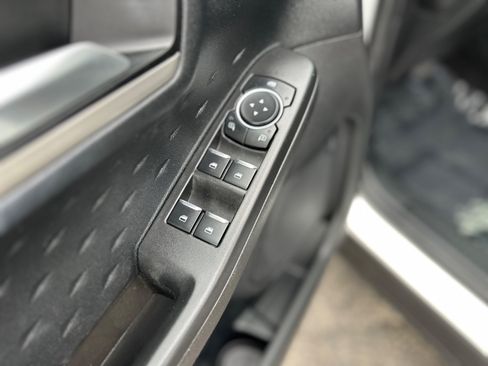 Used 2020 Ford Escape SEL AWD/4WD image 18