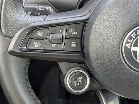 Used 2024 Alfa Romeo Tonale Veloce w/ Active Assist Package AWD/4WD image 28