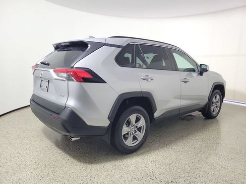 Used 2024 Toyota RAV4 XLE FWD image 5