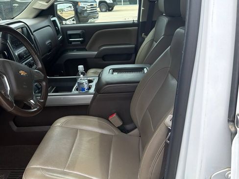 Used 2018 Chevrolet Silverado 1500 LTZ Z71 w/ LTZ Plus Package AWD/4WD image 6