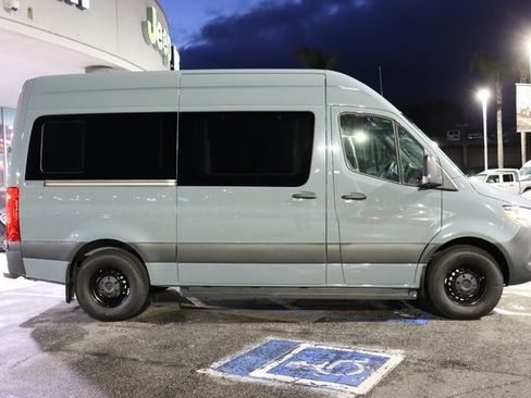 Used 2023 Mercedes-Benz Sprinter 2500 image 23
