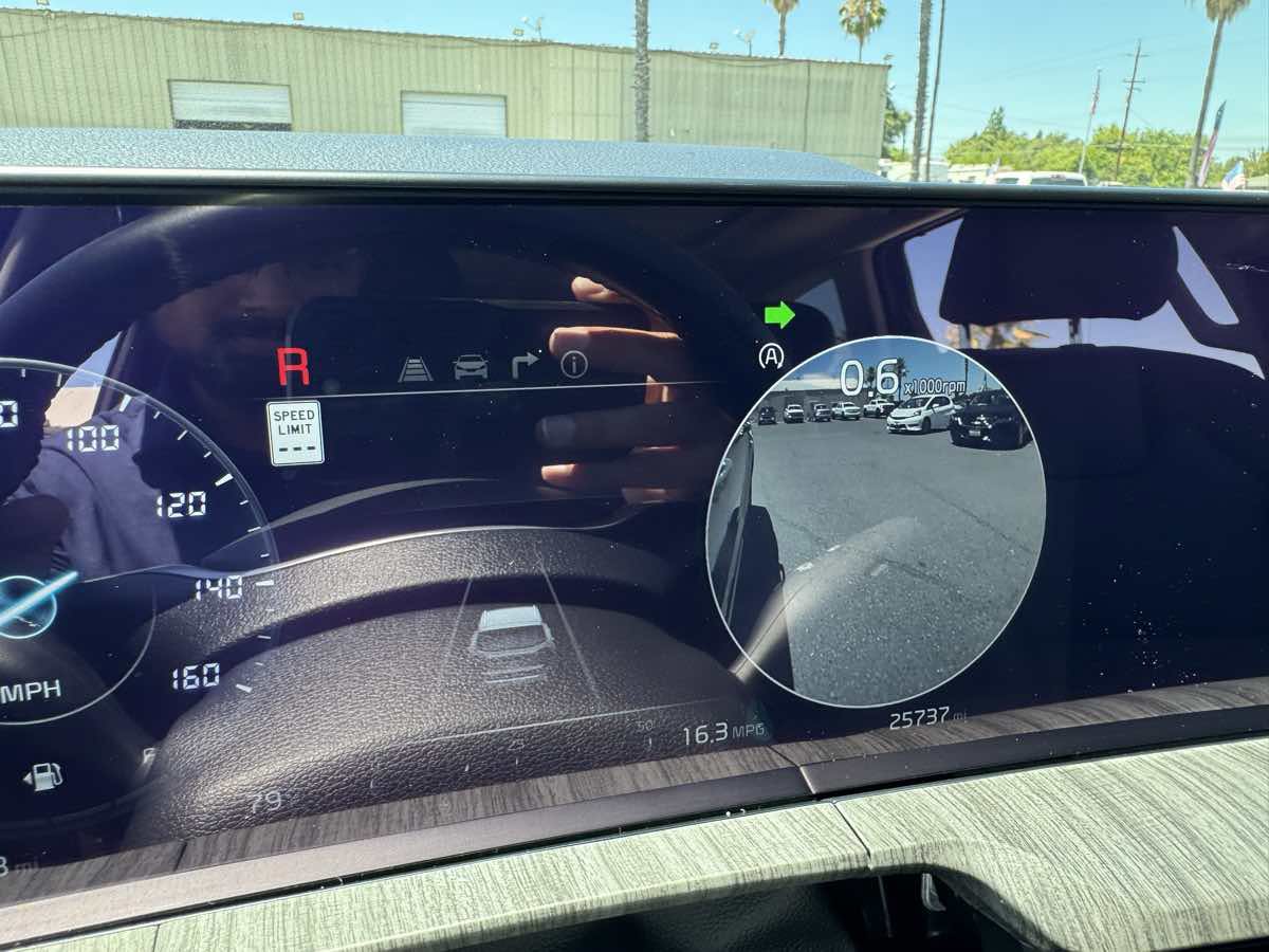 Used 2024 Kia Telluride SX FWD image 29