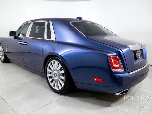 Used 2019 Rolls-Royce Phantom Sedan image 8
